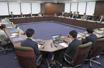 最低賃金、上げ幅6.0％で最終調整（全国平均63円アップ）