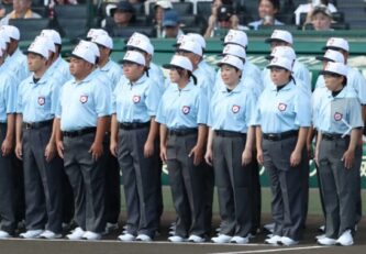 甲子園に女性審判